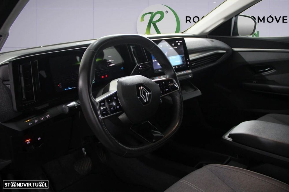 Renault Mégane E-Tech - 6