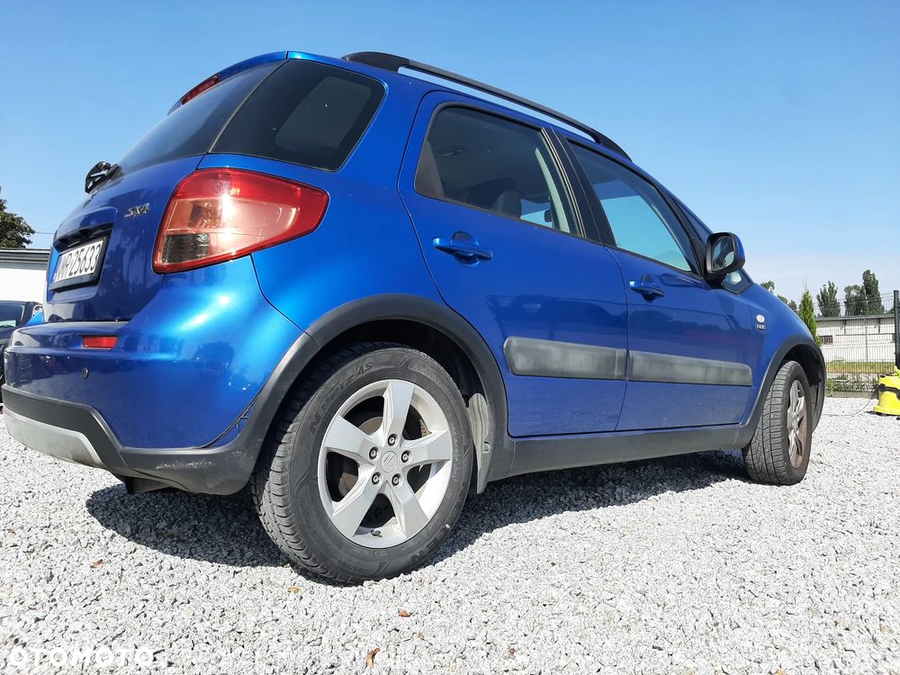 Suzuki SX4 - 4