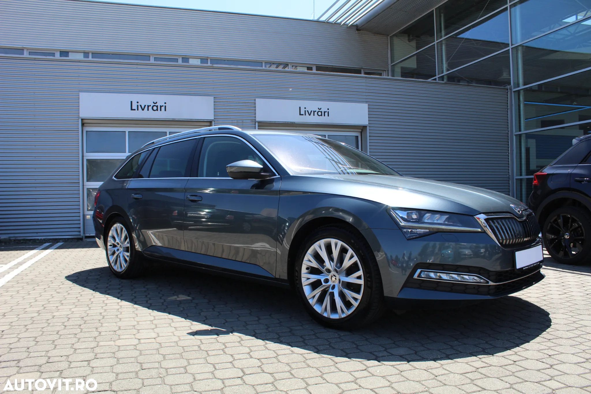 Skoda Superb Combi 2.0 TDI DSG Style - 12