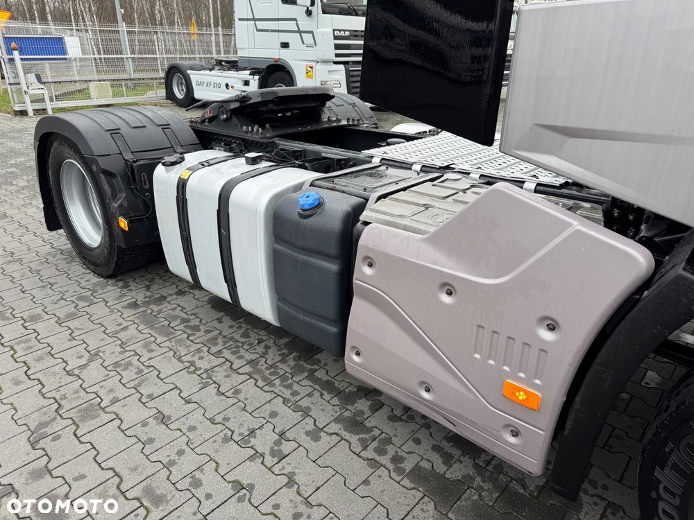 Renault T480 HIGH BICOOL 2 ZBIORNIKI OPONY 80% - 12