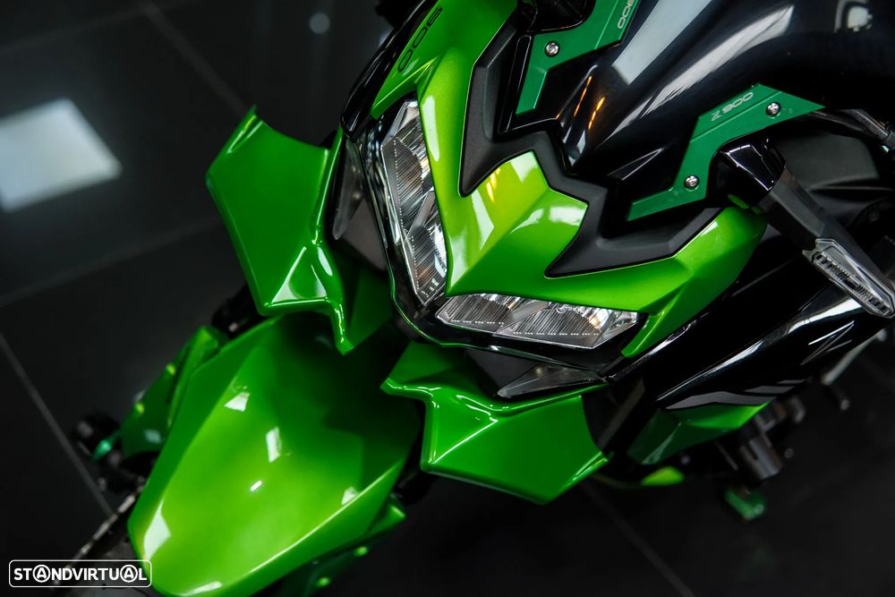 Kawasaki ZR 900 Akrapovic Full Titanium - 9