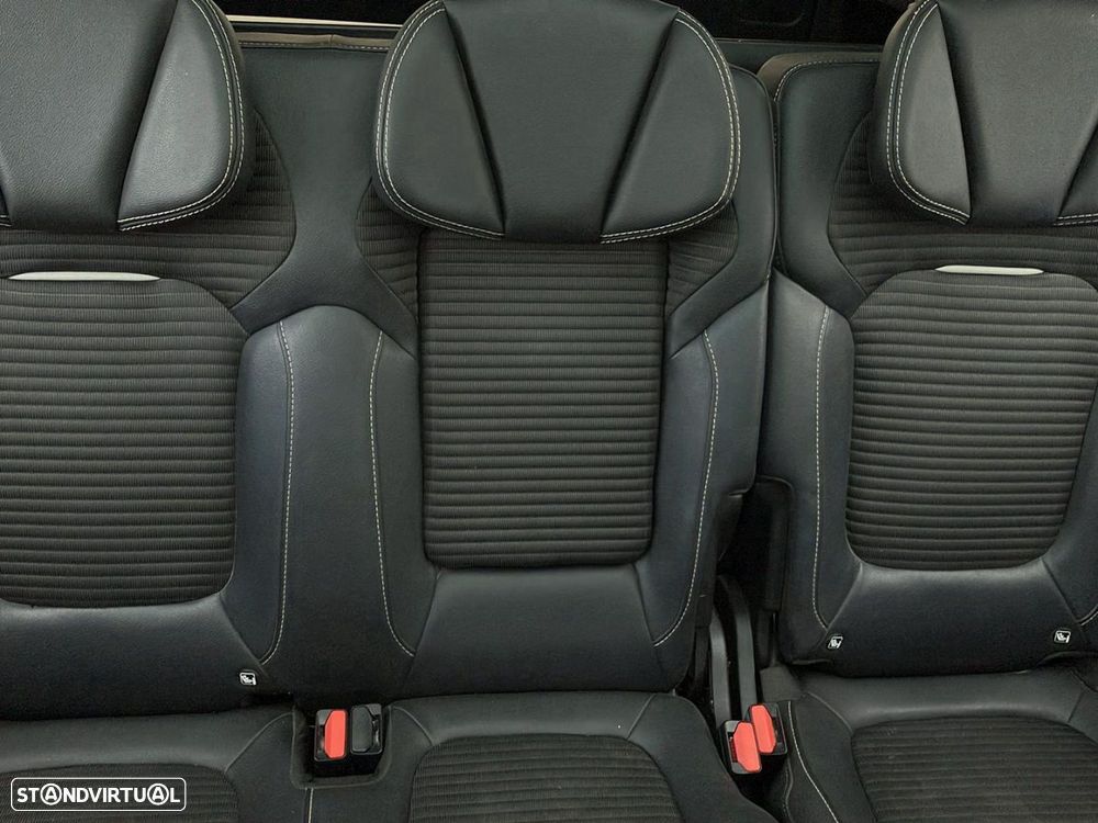 Renault Scénic - 17