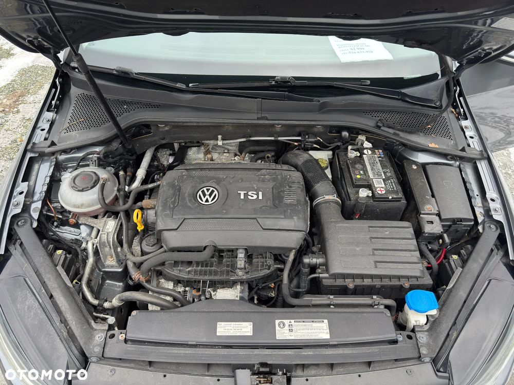 Volkswagen Golf - 35