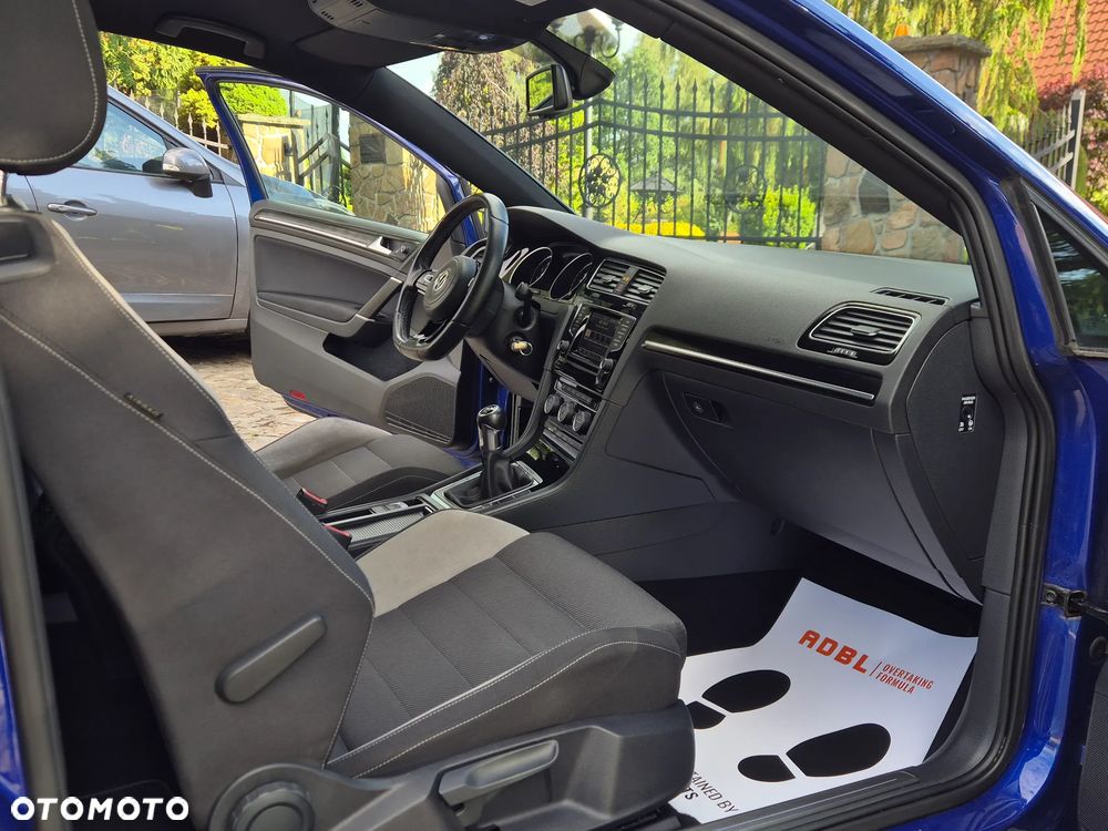 Volkswagen Golf R 4Motion BlueMotion Technology - 27