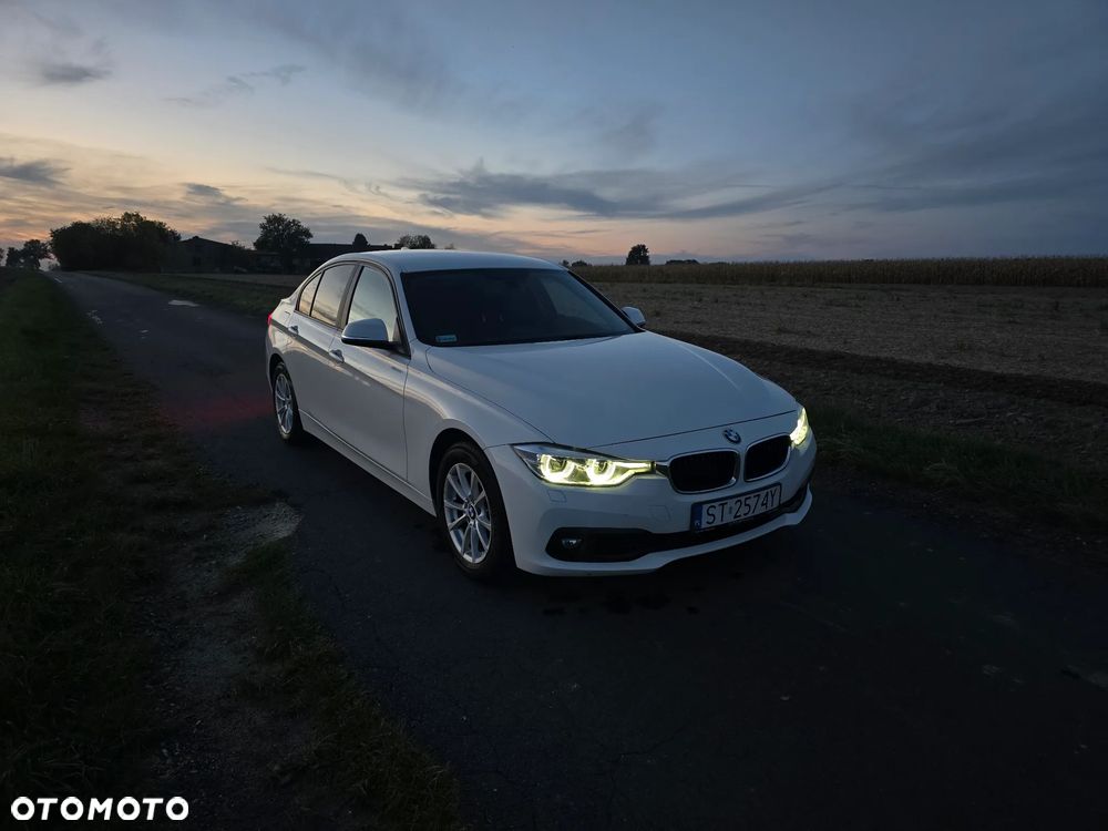 BMW Seria 3 - 16