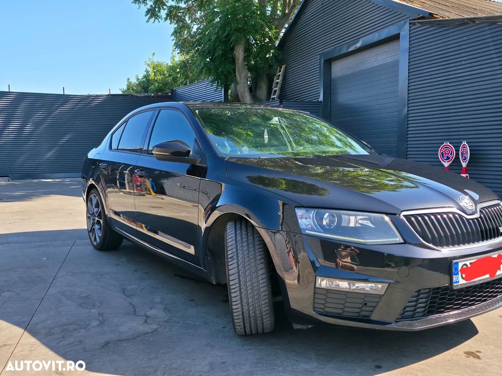 Skoda Octavia 2.0 TSI RS - 8
