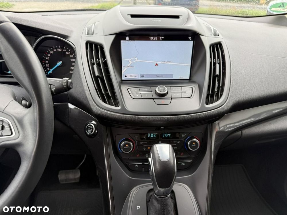 Ford Kuga 2.0 TDCi 4x4 Titanium - 16