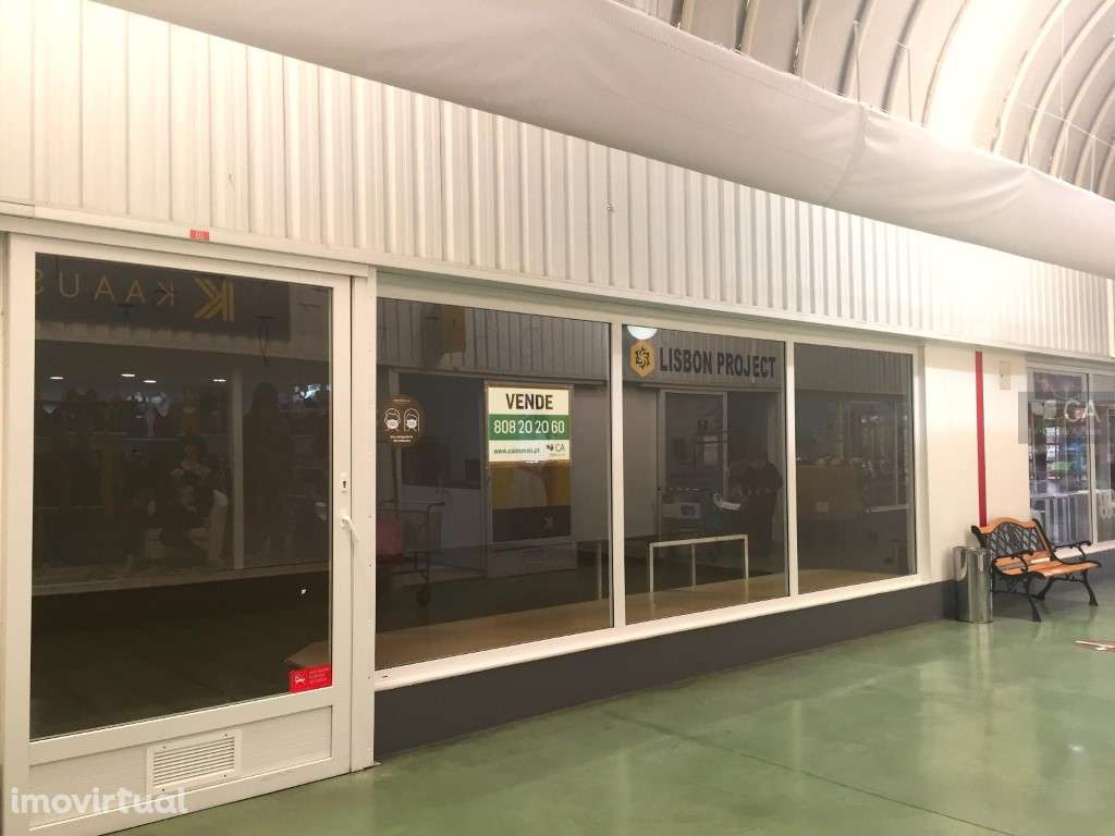 Loja com 95m² para venda, situada em Samora Correia - Grande imagem: 2/11