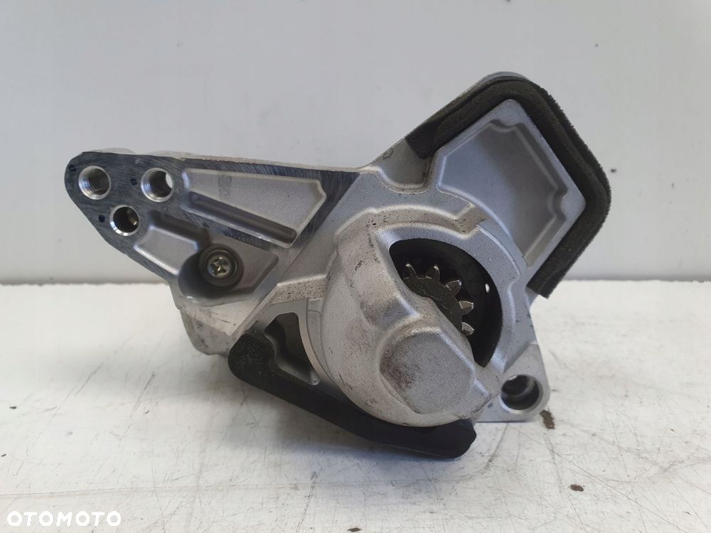 ROZRUSZNIK Renault Megane IV 1.2 TCe ROZRUSZNIK 233000557R Mitsubishi M0 - 4