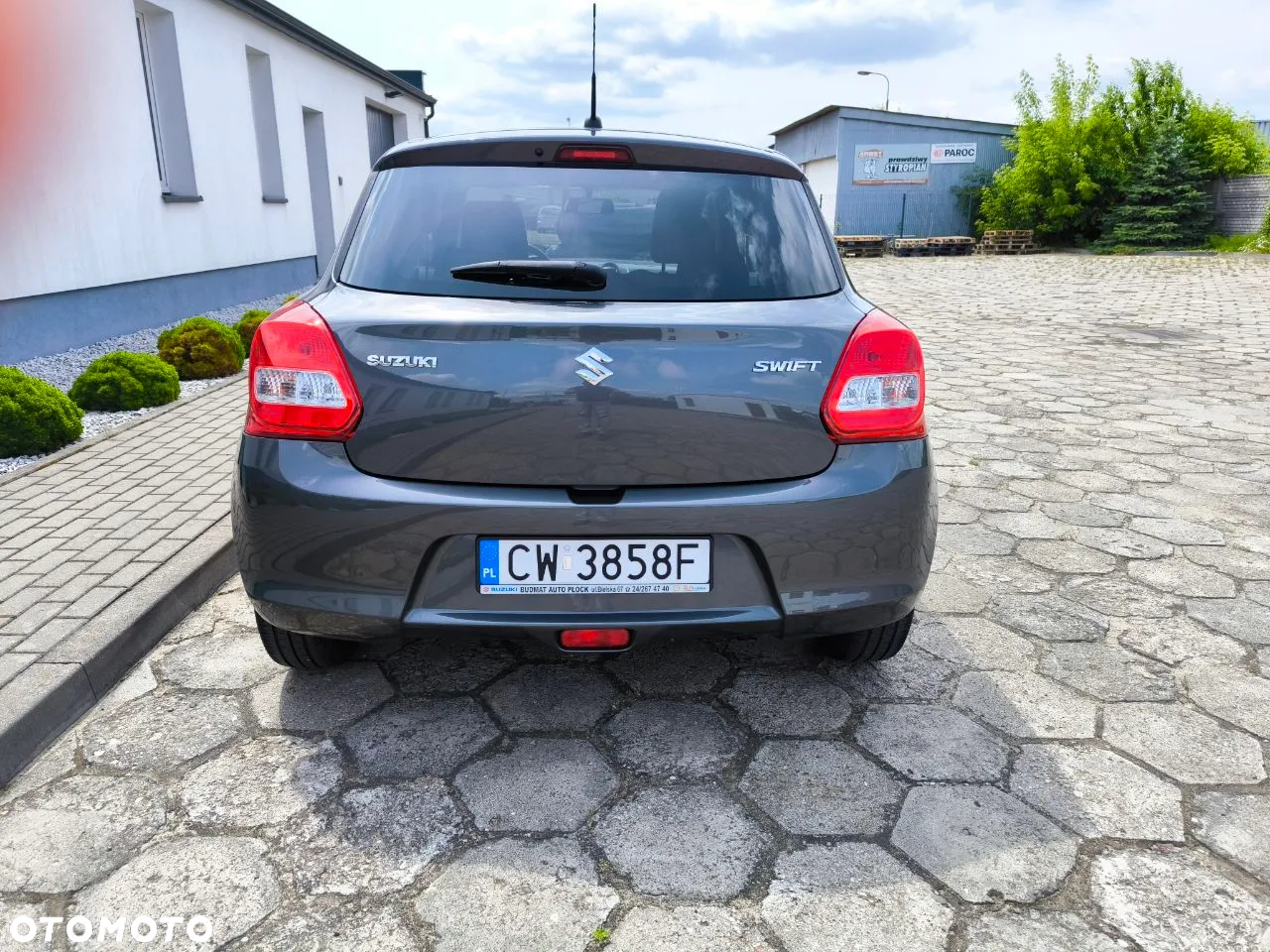 Suzuki Swift 1.2 Premium - 4