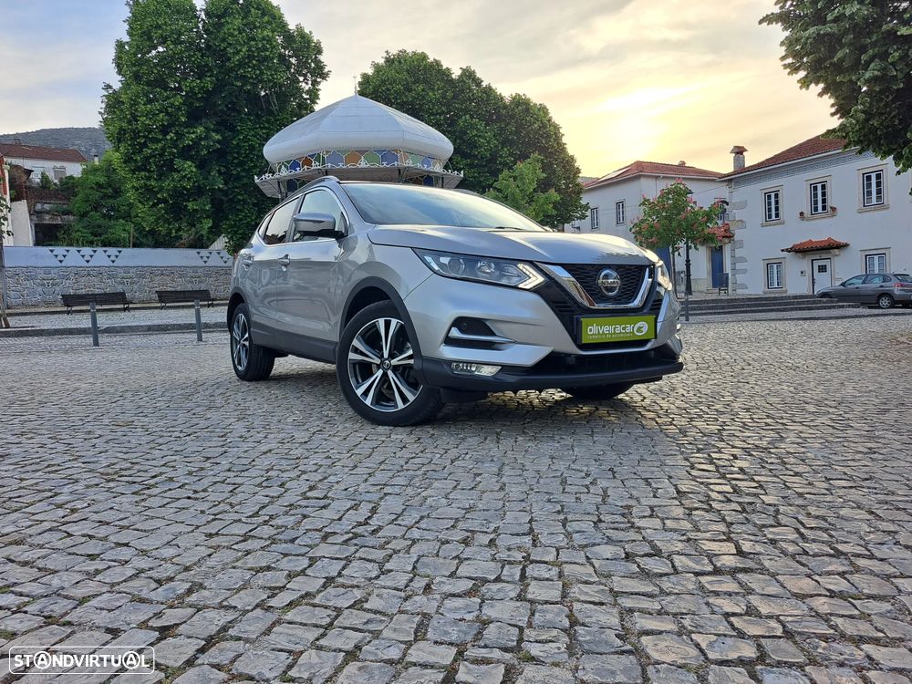 Nissan Qashqai 1.5 dCi N-Connecta 18 - 10