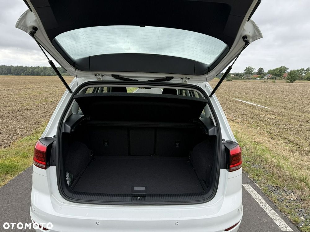 Volkswagen Golf Sportsvan 1.0 TSI DSG Comfortline - 29