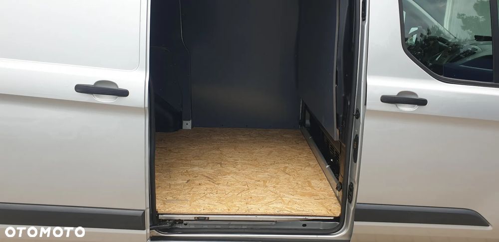 Ford Transit Custom - 10