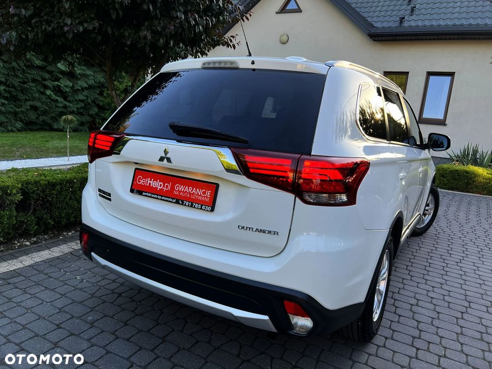 Mitsubishi Outlander 2.0 2WD SUV-Star - 9
