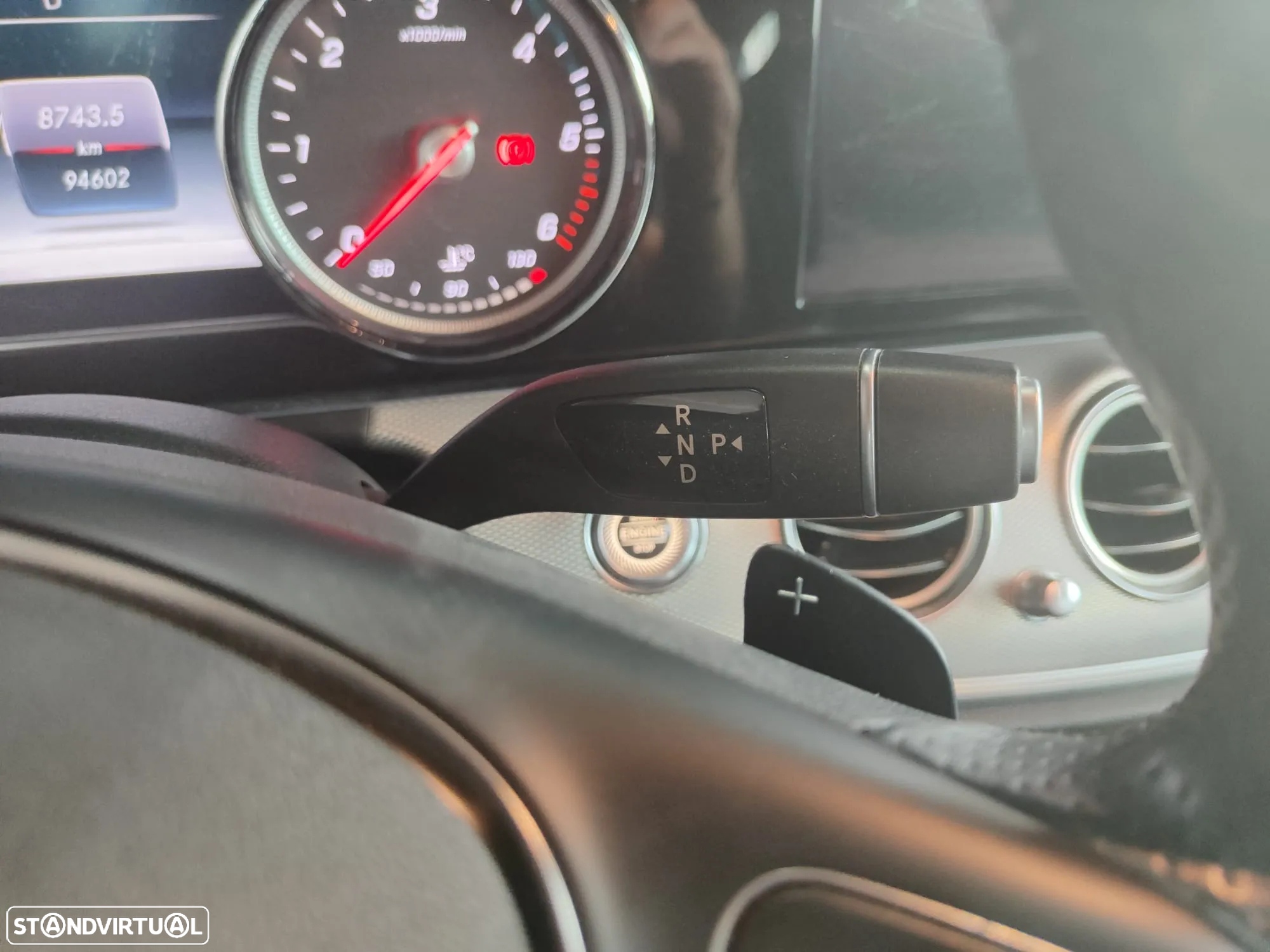 Mercedes-Benz E 220 d AMG Line - 29