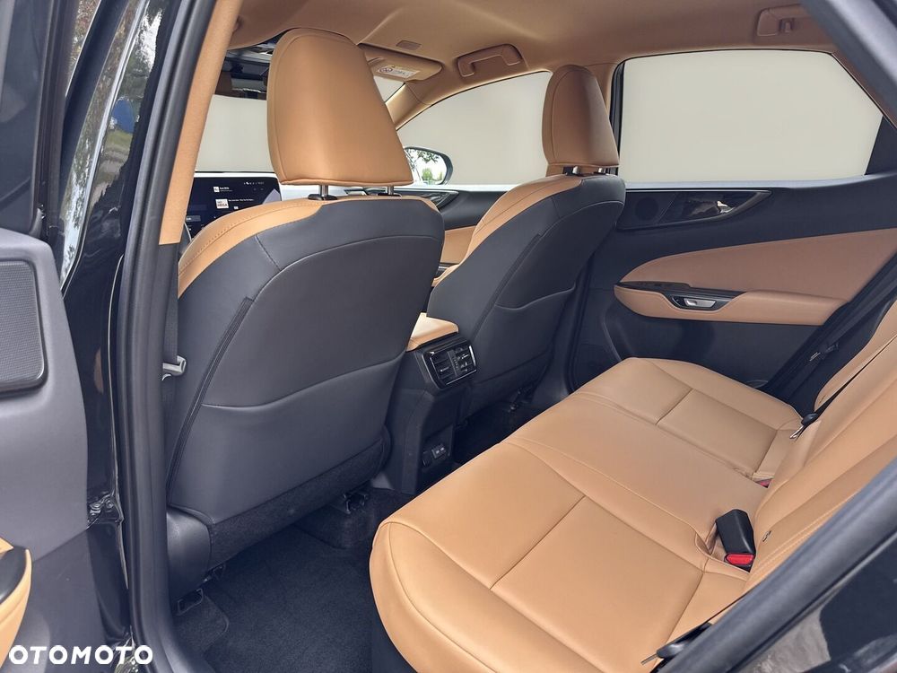 Lexus NX 450h+ Prestige AWD - 12
