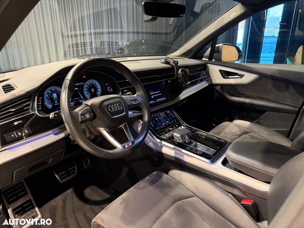 Audi Q7 55 TFSI quattro Tiptronic MHEV S Line - 22