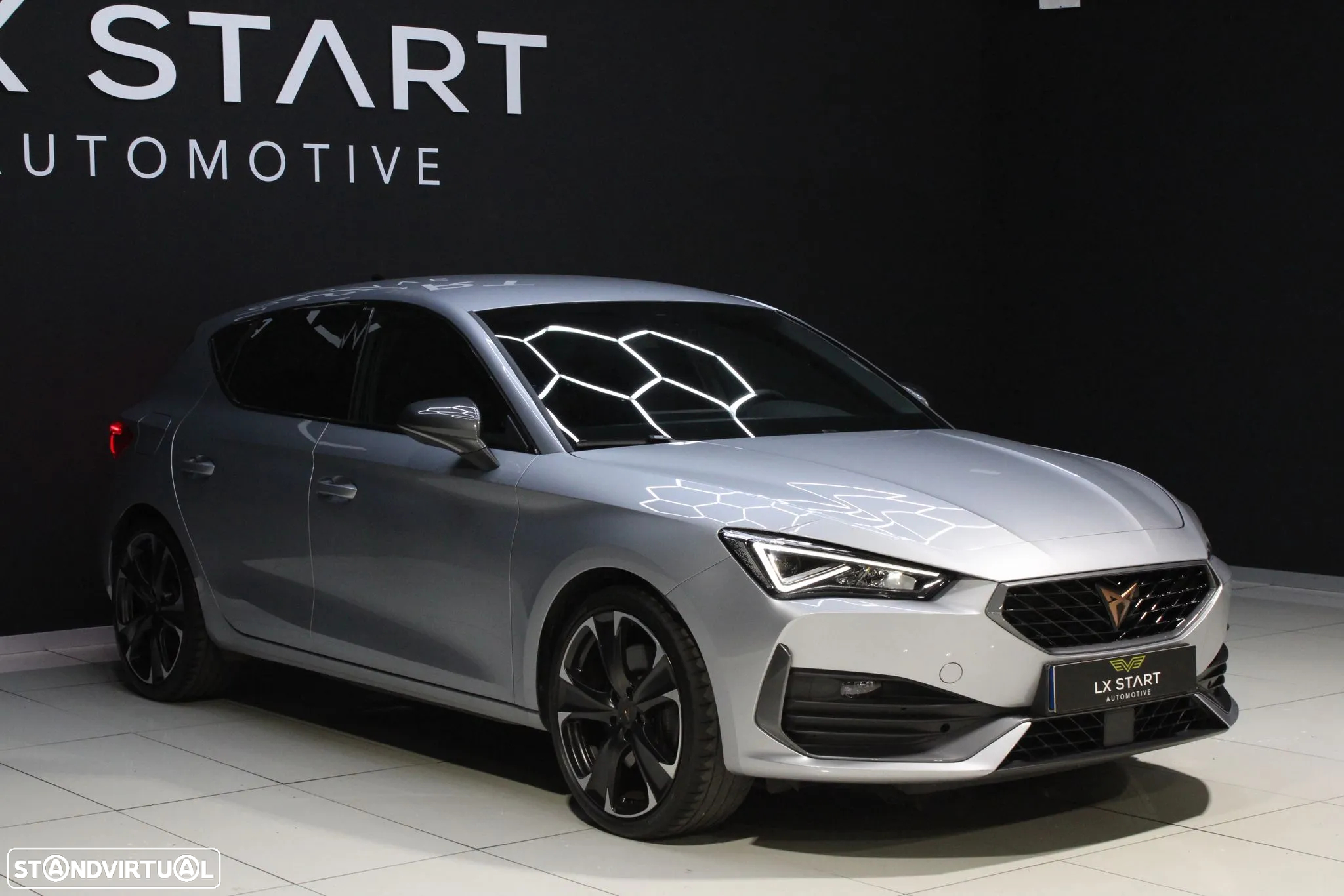 Cupra Leon 1.4 e-Hybrid VZ DSG - 6