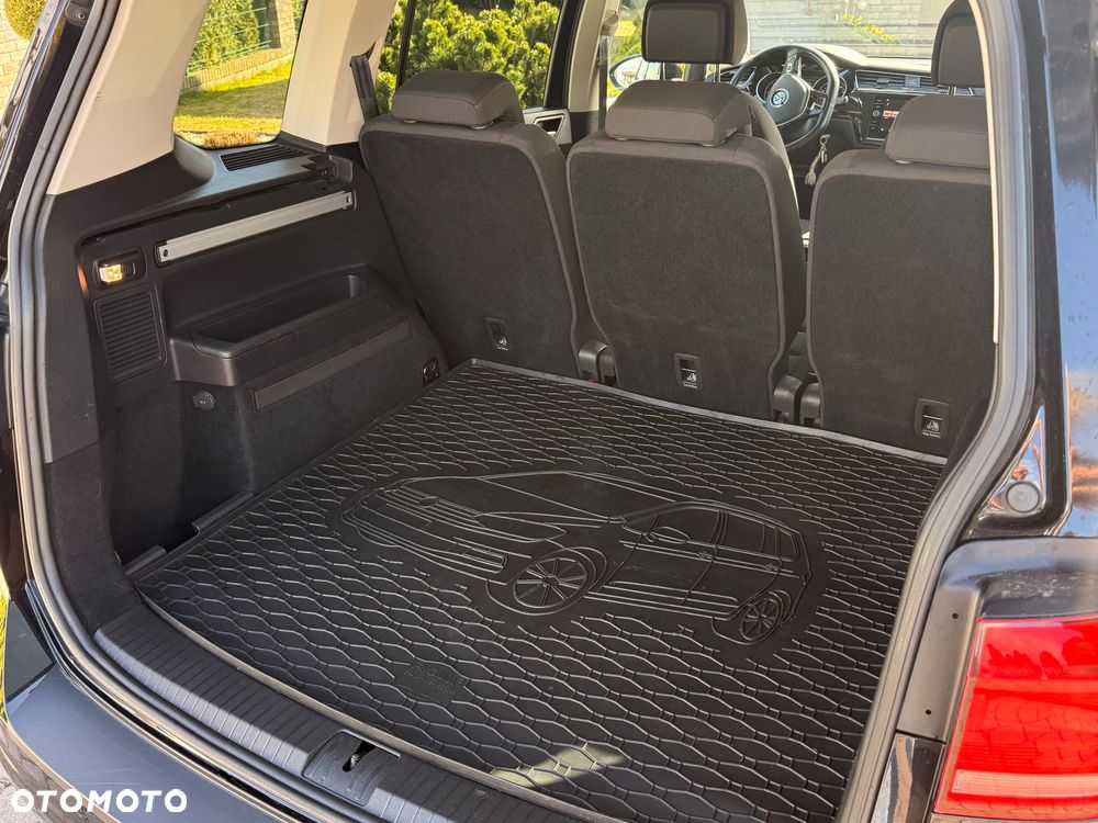 Volkswagen Touran 2.0 TDI BMT Comfortline DSG - 8