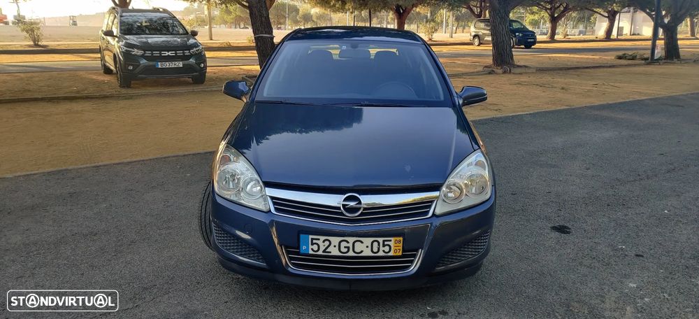 Opel Astra 1.3 CDTi Enjoy EcoFLEX - 2