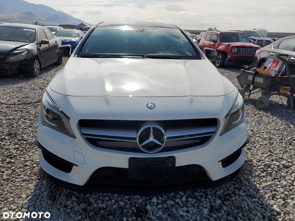 Mercedes-Benz CLA - 5