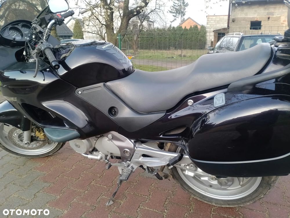 Honda NTV - 1