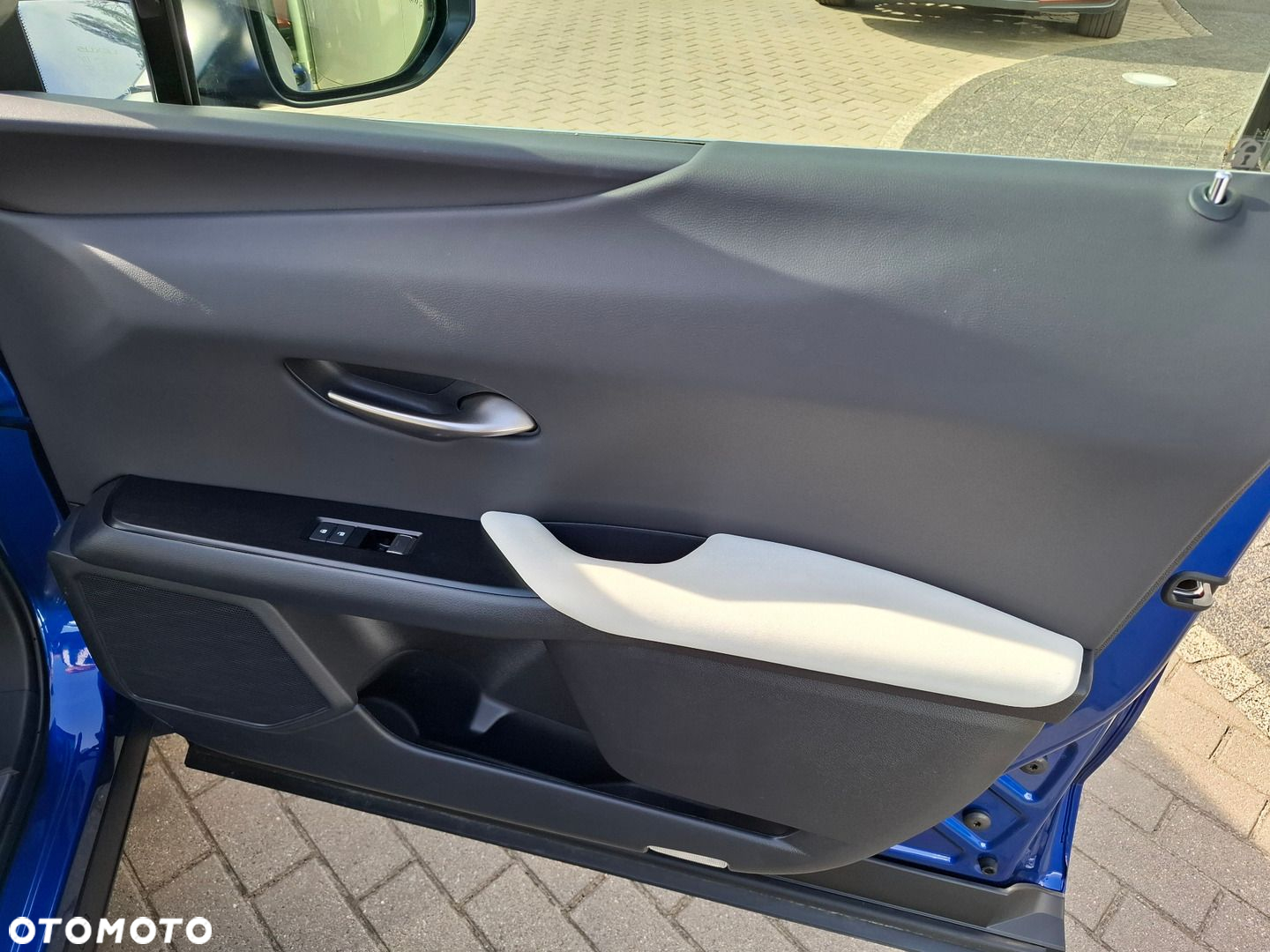 Lexus UX - 21