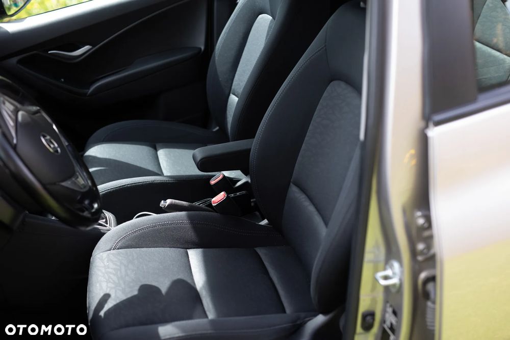 Hyundai ix20 1.6 Comfort - 13