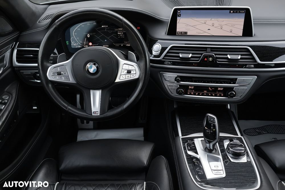 BMW Seria 7 745e - 6