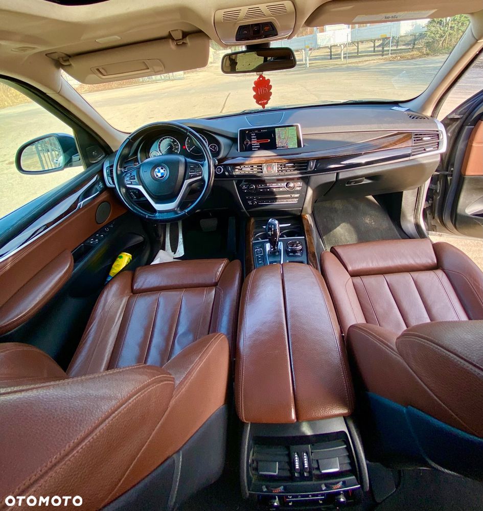 BMW X5 xDrive50i - 6