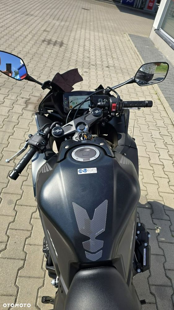 Honda CBR - 3