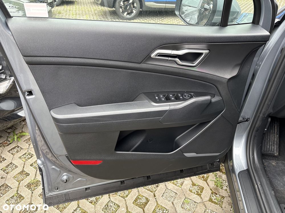 Kia Sportage 1.6 T-GDI HEV M 2WD - 14