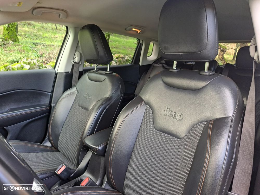 Jeep Compass 1.6 M-Jet Limited - 13