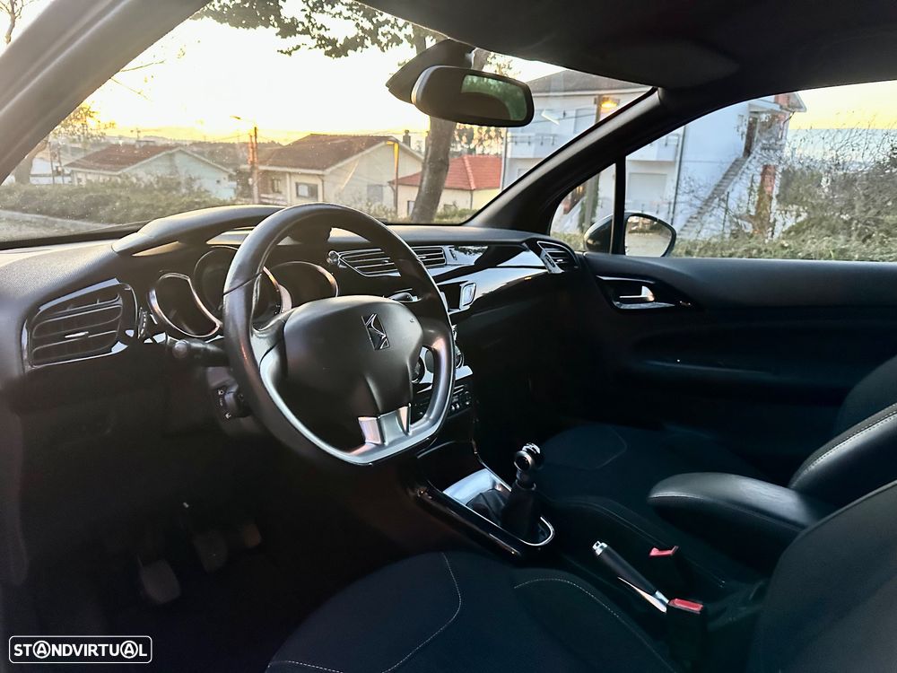 Citroën DS3 1.6 e-HDi So Chic - 18