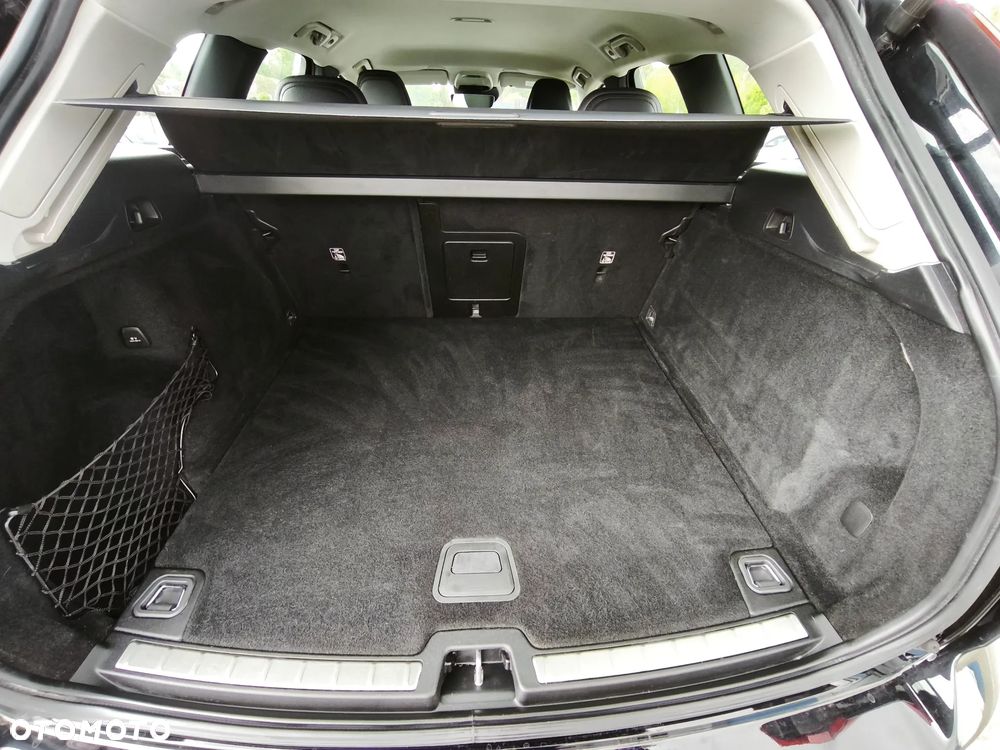 Volvo XC 60 - 35