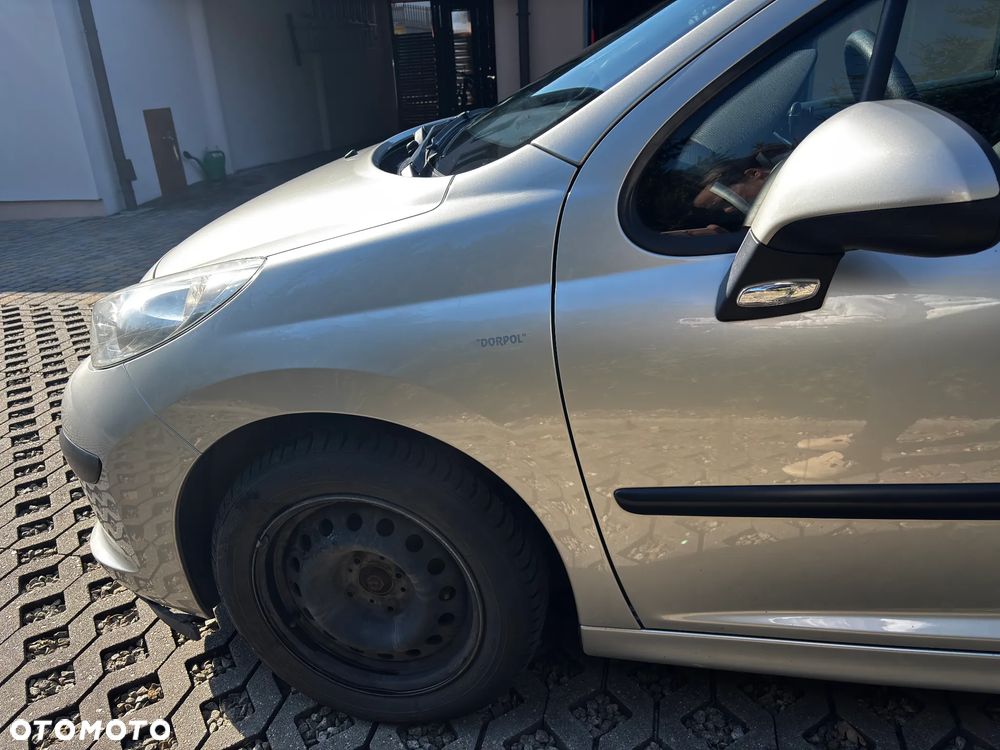 Peugeot 207 1.4 16V Trendy - 13