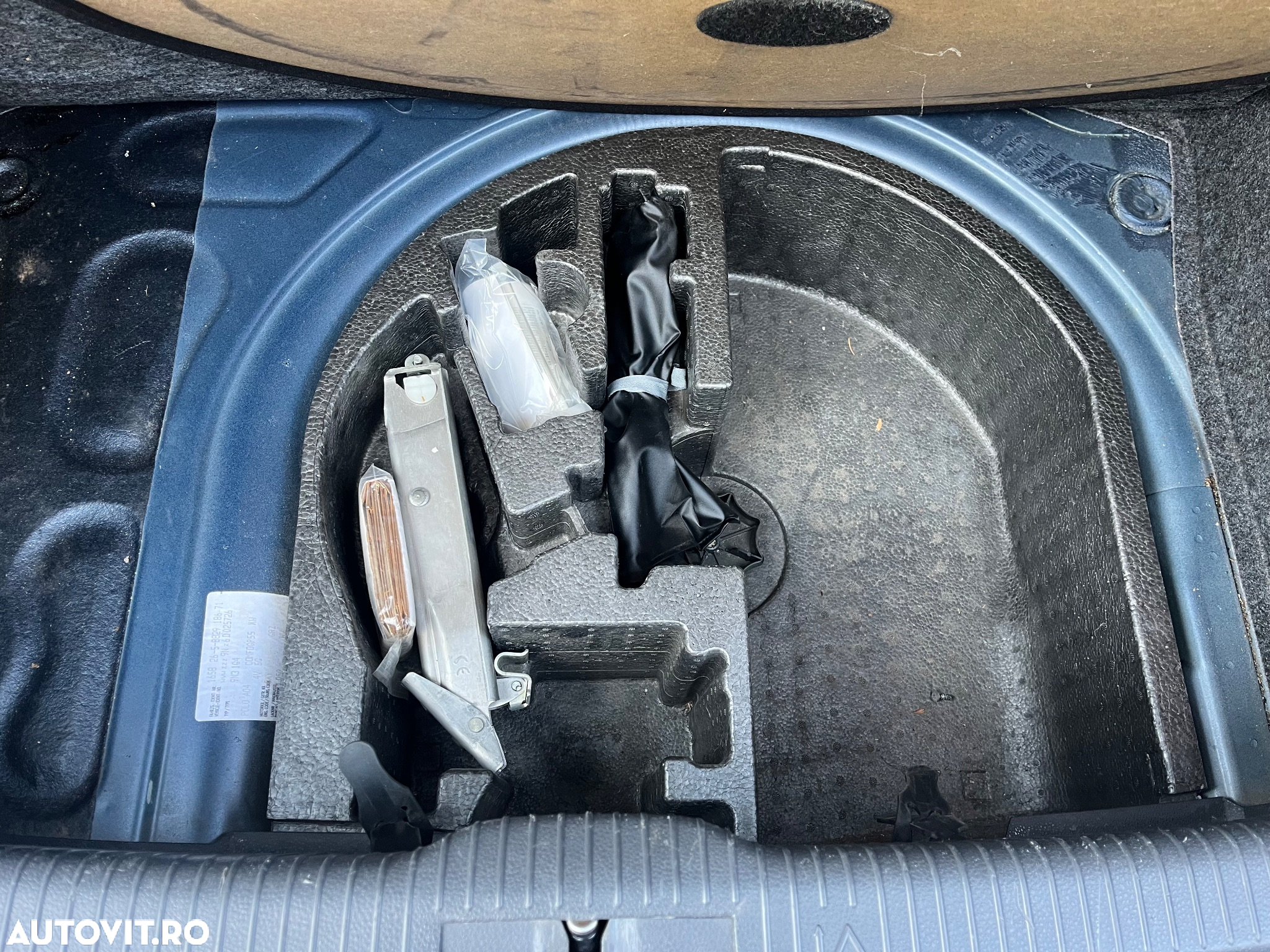 Volkswagen Polo 1.4 - 19