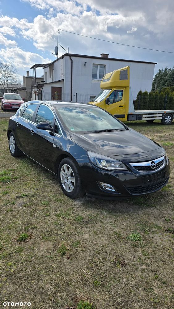 Opel Astra 1.4 Turbo ecoFLEX Start/Stop Innovation - 2
