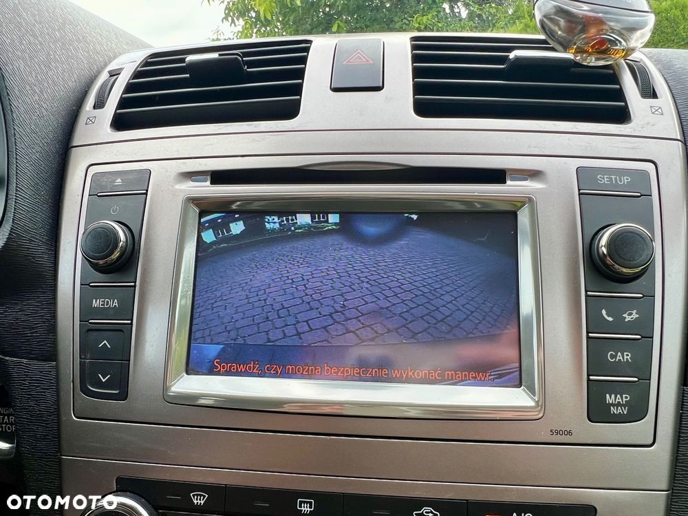 Toyota Avensis 2.2 D-CAT Prestige NAVI - 34