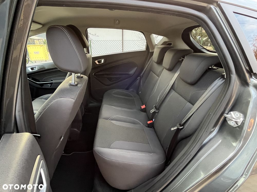Ford Fiesta 1.0 EcoBoost S&S TITANIUM - 10