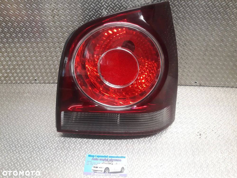 LAMPA PRAWY TYŁ VOLKSWAGEN POLO IV  9N LIFT  5 PIN
