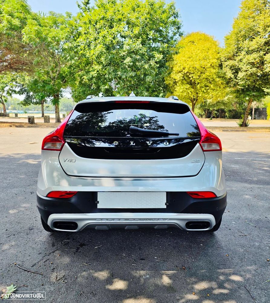 Volvo V40 2.0 D2 Volvo Ocean Race Geartronic - 18