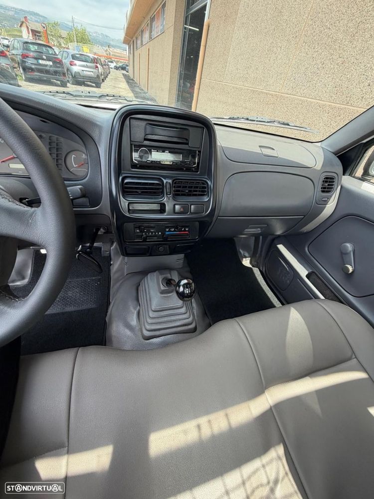 Nissan Pick Up 2.5 TD KC Navara - 10