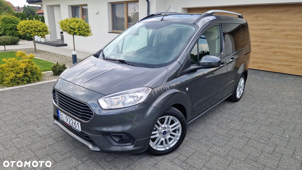 Ford Tourneo Courier 1.0 EcoBoost S&S Titanium - 23