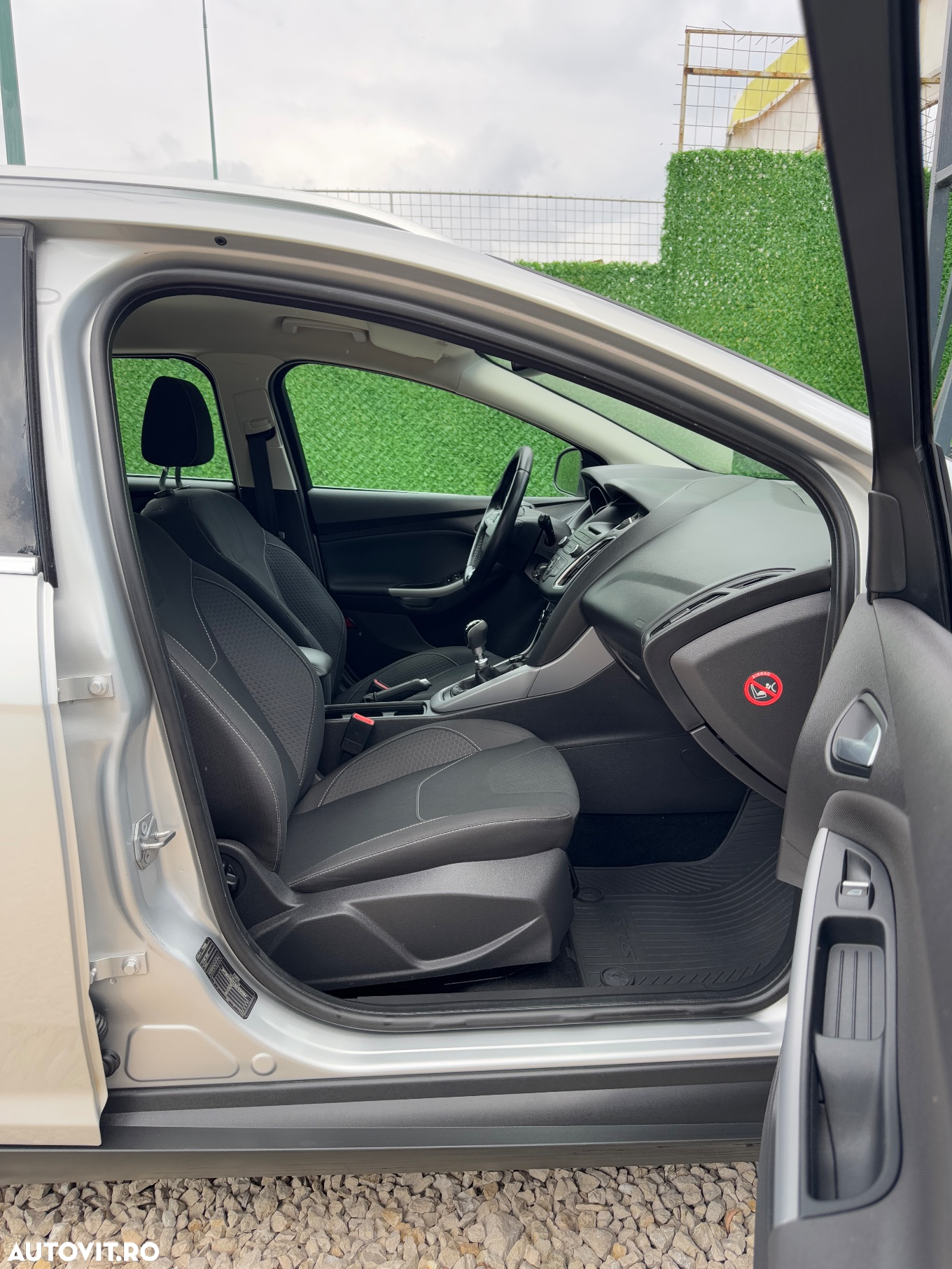 Ford Focus - 10