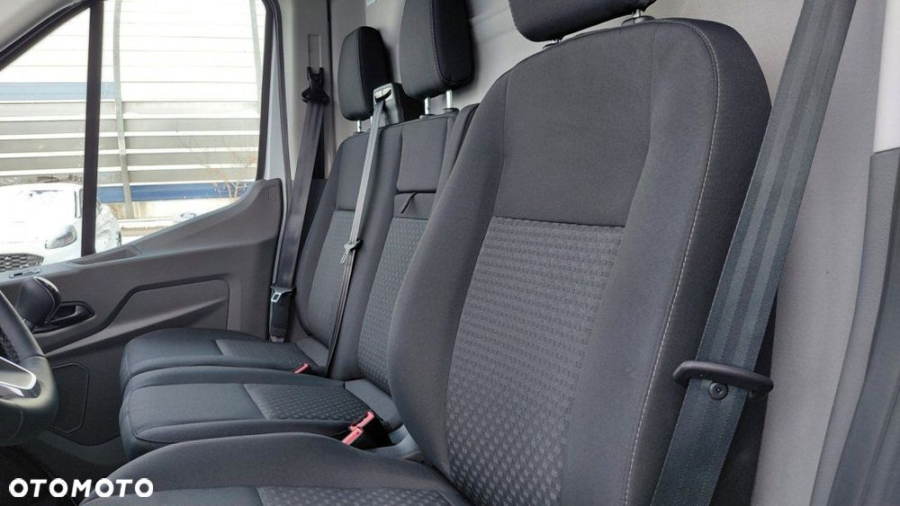 Ford Transit - 21