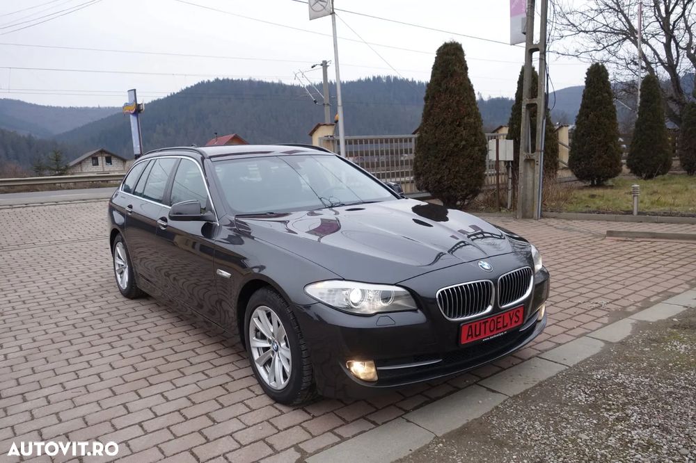 BMW Seria 5 530d xDrive - 13