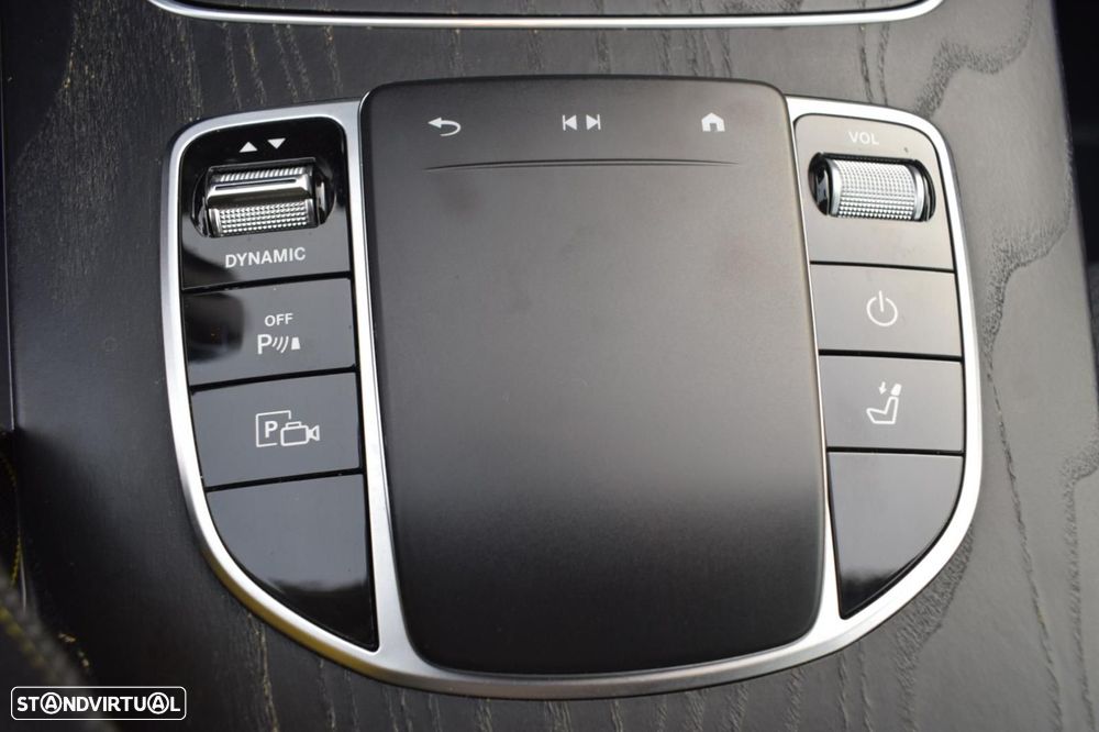 Mercedes-Benz E 300 de Avantgarde - 37