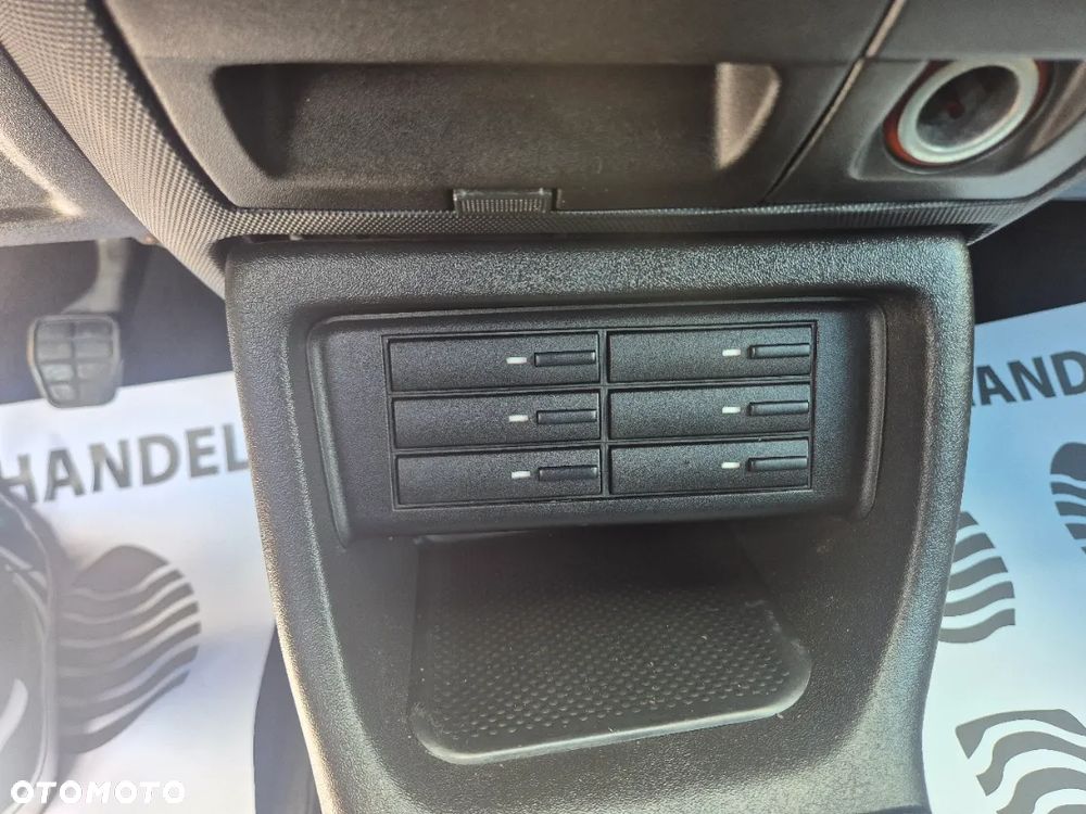 Volkswagen Golf 2.0 Trendline - 16