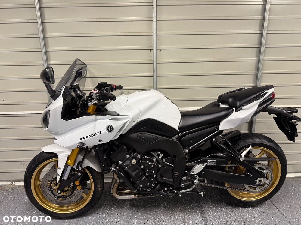 Yamaha FZ8 - 12